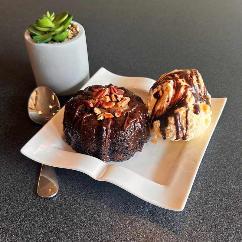 Turtle Pecan Molten Cake